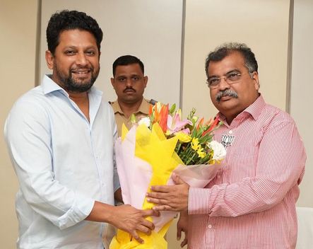 डॉ. सुजय विखे पाटील यांची भारतीय जनता पार्टी महाराष्ट्र राज्य परिषदेचे सदस्य..